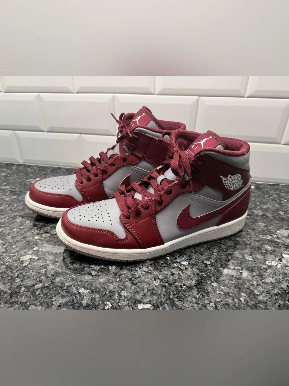 Air Jordan 1 Mid
